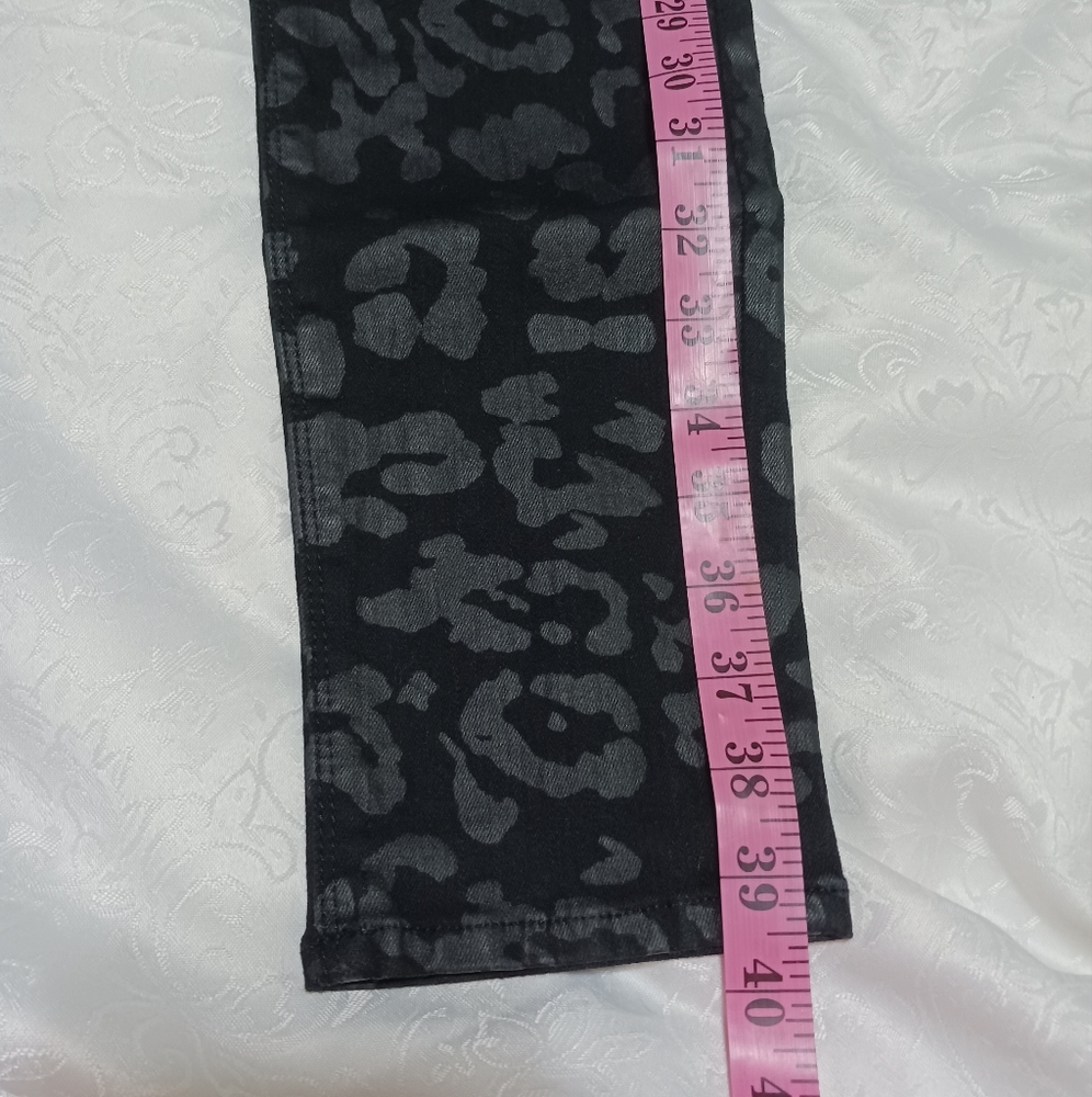 Hudson Barbara High Waist Super Skinny Jeans Sz 27 Black Print - Picture 11 of 14